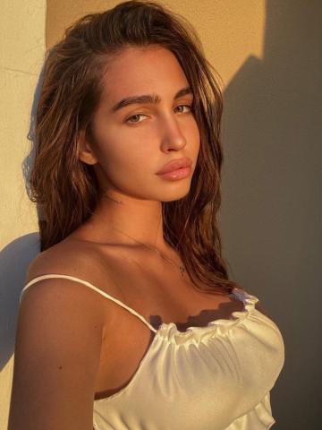 Алиса Роскошная Блондинка фото 3